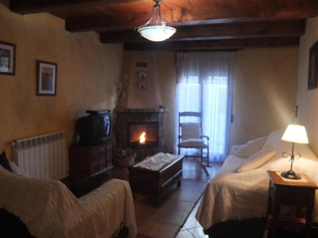 Casa Gomez Villa Москеруела Екстериор снимка